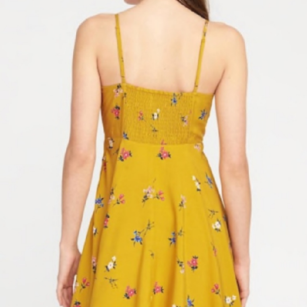 Old Navy fit and flair summer dress - Picture 4 of 4